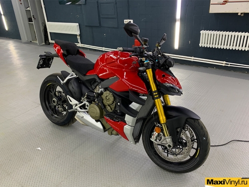 Полная оклейка Ducati Streetfighter V4S в прозрачный полиуретан